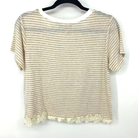 About a Girl Striped Crop Top w/ Floral Lace Trim Size M - Picture 2 of 6